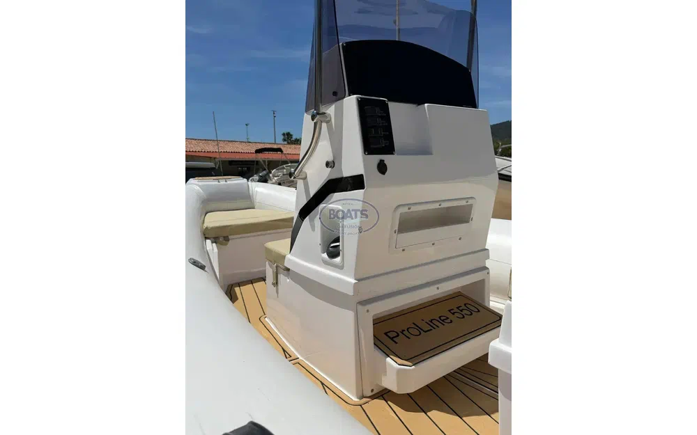 slider 6 Tiger Marine Pro Line 550