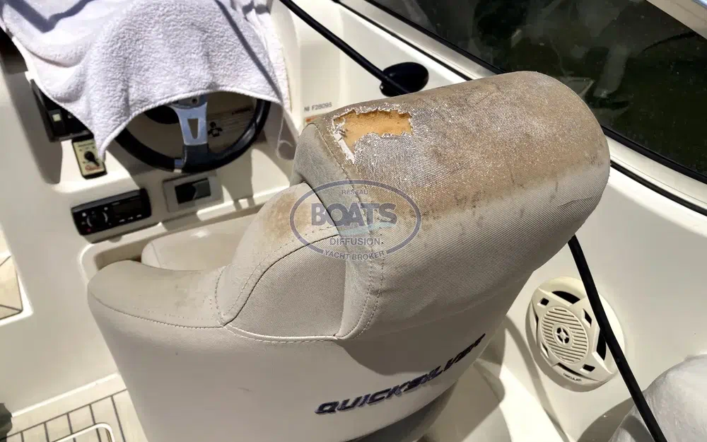 slider 2 Quicksilver Activ 645 Cabin