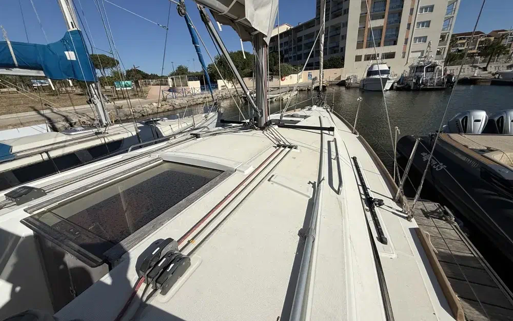 slider 3 Beneteau Oceanis 35