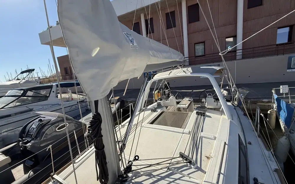 slider 6 Beneteau Oceanis 35