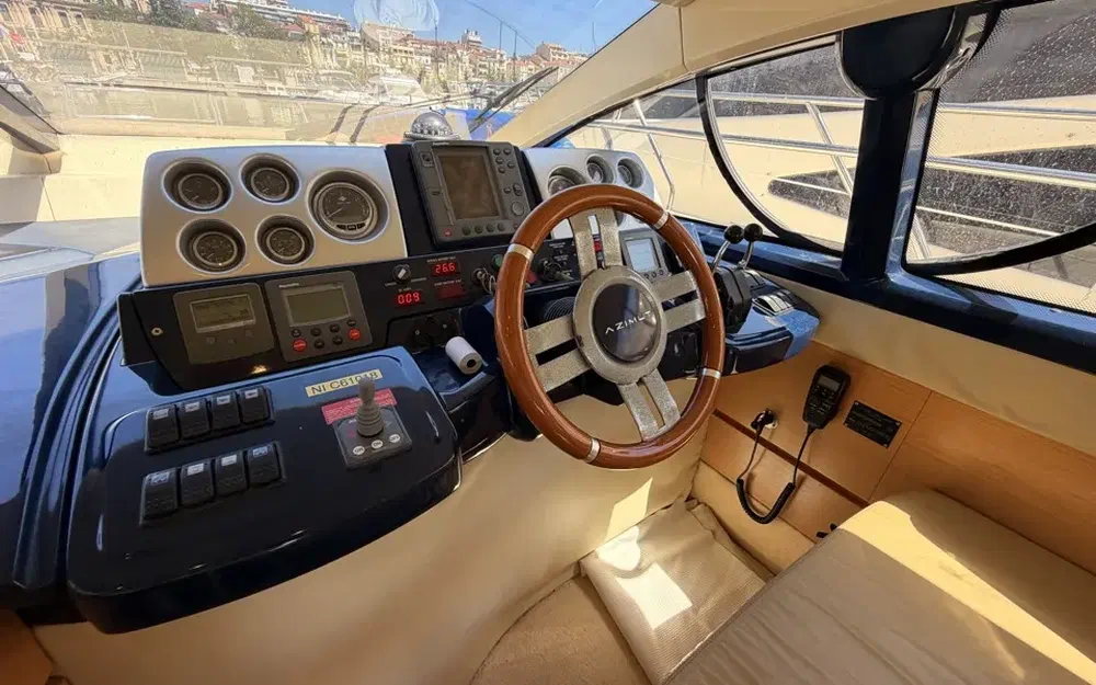 slider 28 Azimut 43 Fly