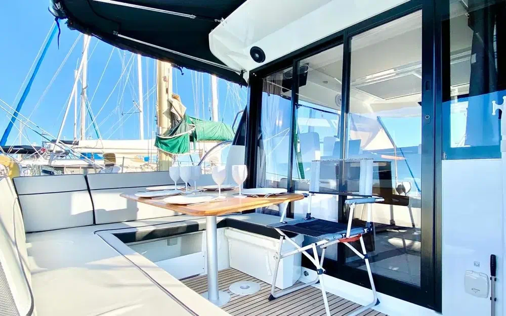 slider 4 Jeanneau Merry Fisher 1095