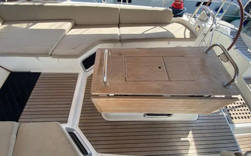 slider 3 Jeanneau 53