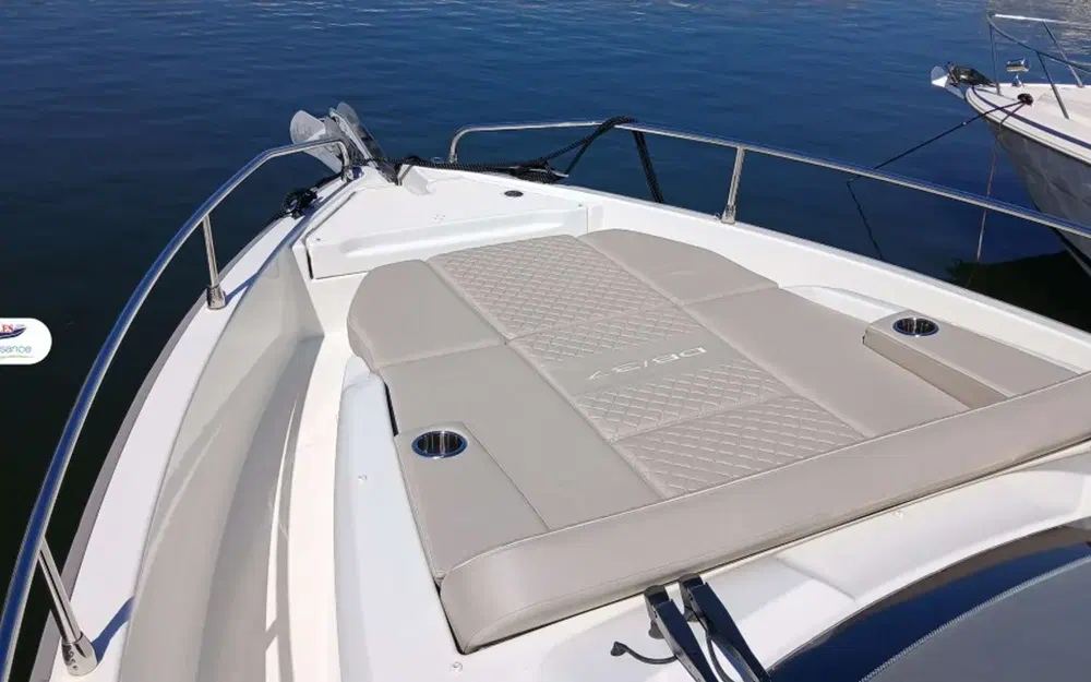 slider 17 Jeanneau DB 37