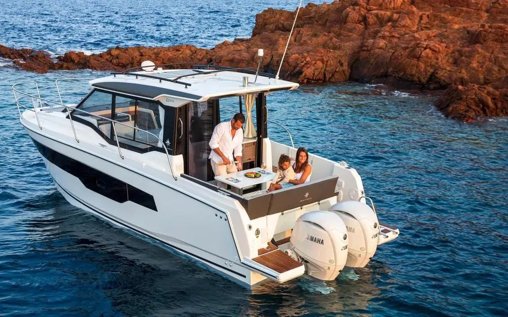 slider 9 Jeanneau Merry Fisher 895 Serie 2