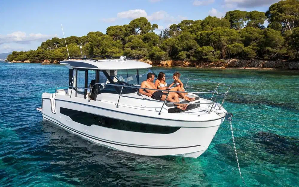 slider 4 Jeanneau Merry Fisher 895 Serie 2