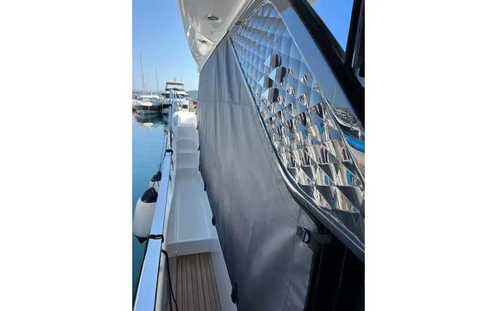 slider 24 Prestige Yachts F5.7