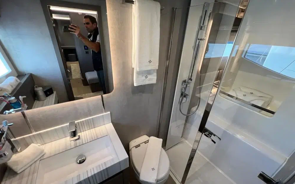 slider 24 Prestige Yachts M8