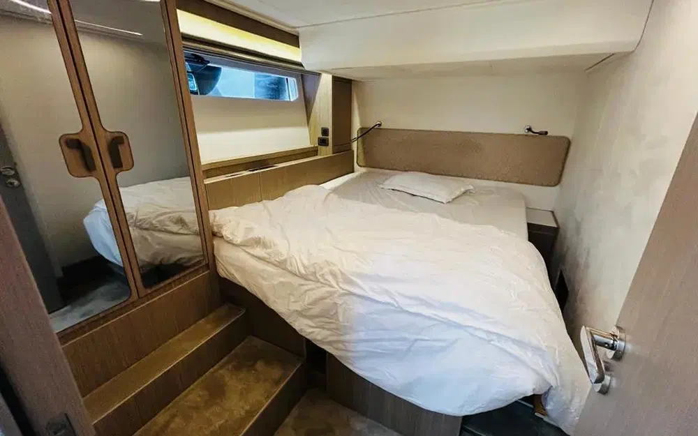 slider 25 Prestige Yachts F4.9