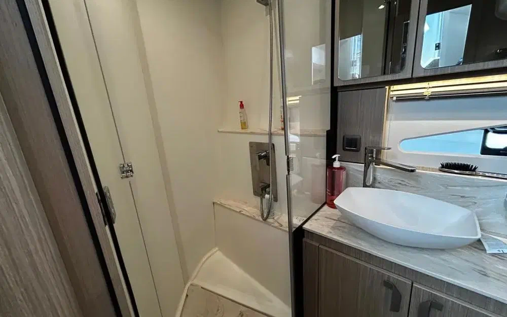 slider 27 Prestige Yachts F4.9
