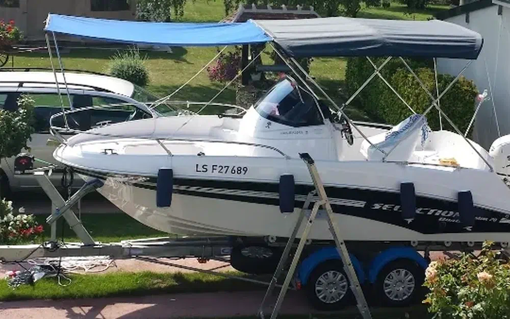 slider 7 Selection Boats Aston 20