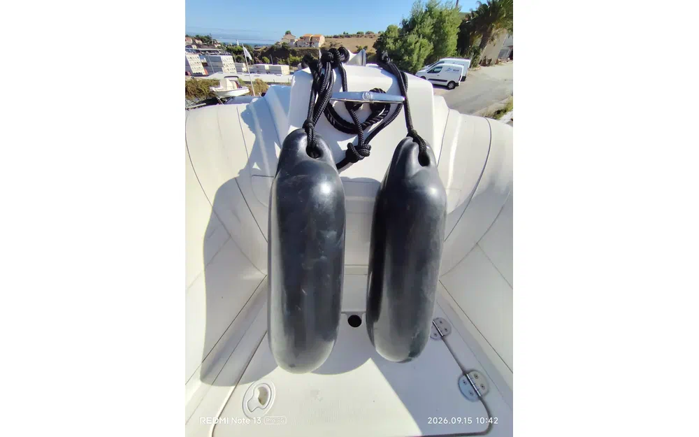 slider 42 Capelli Tempest 570