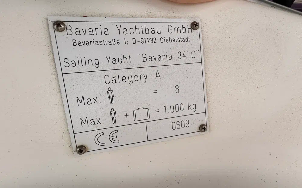 slider 3 Bavaria 34 Cruiser
