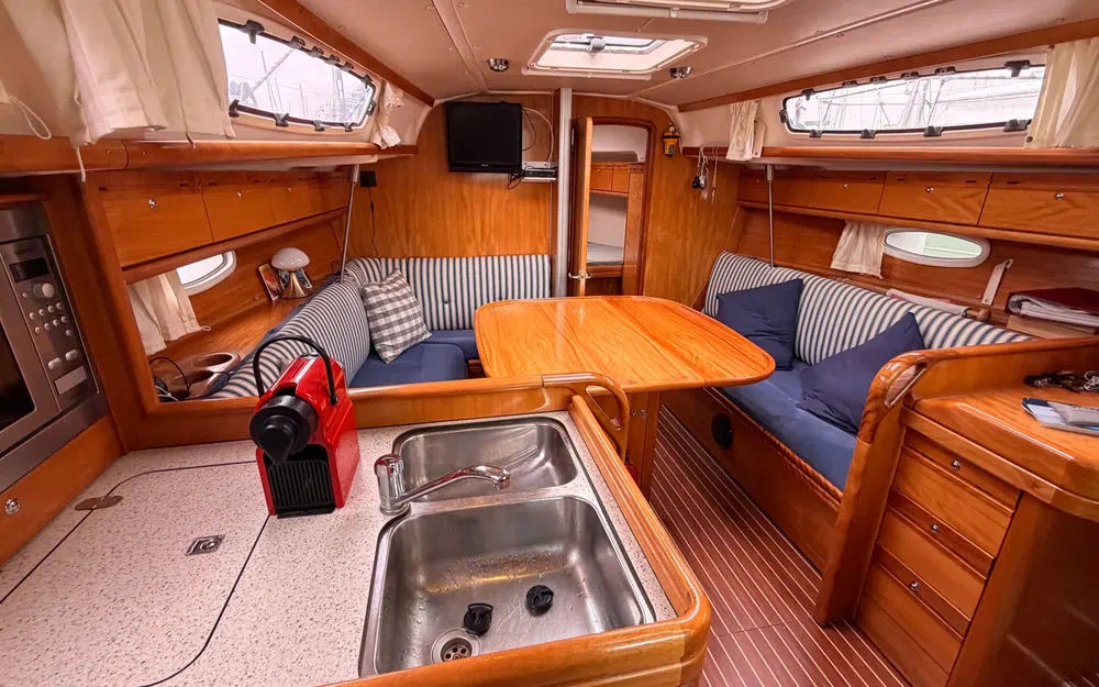 slider 7 Bavaria 34 Cruiser