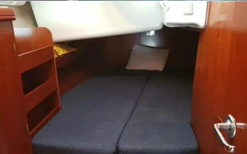 slider 14 Beneteau Oceanis 423 Performance
