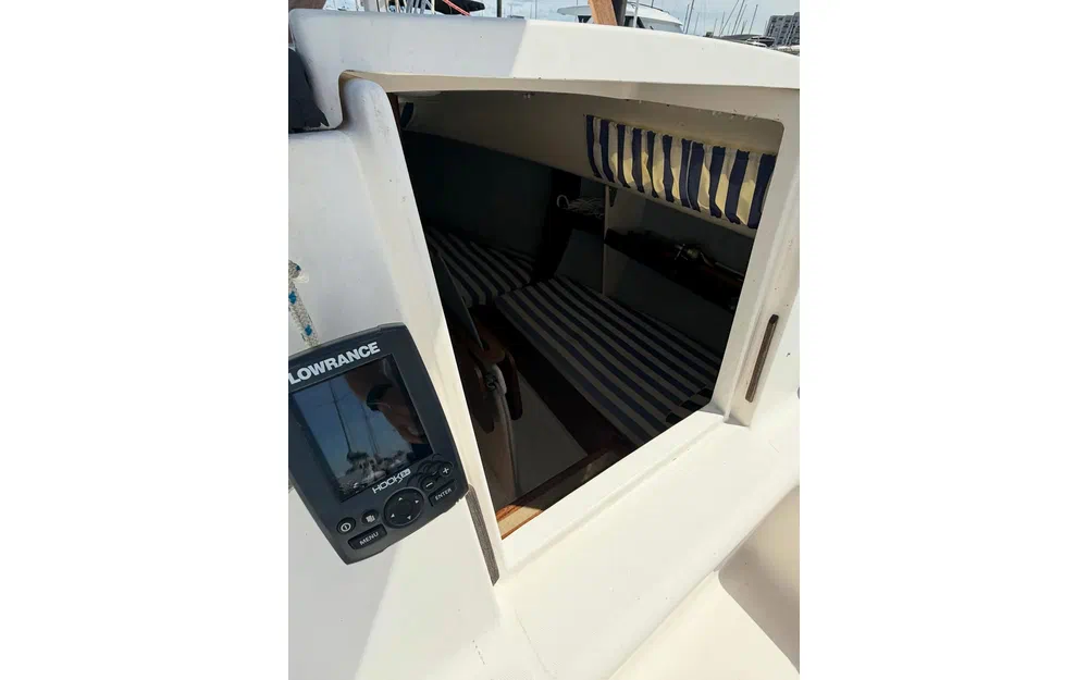 slider 8 B2 Marine Blue Djinn