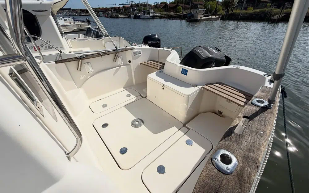 slider 3 Quicksilver Pilothouse 580