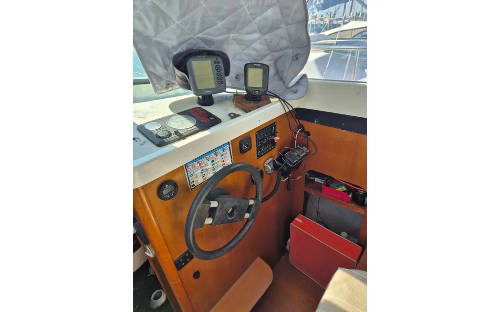 slider 9 Beneteau Antares 605