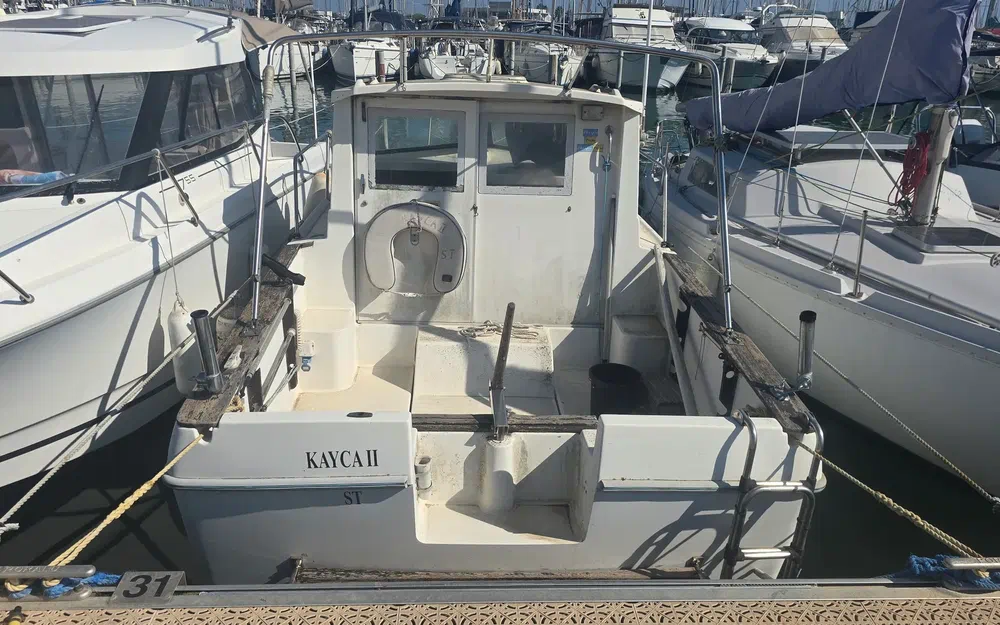 slider 2 Beneteau Antares 605