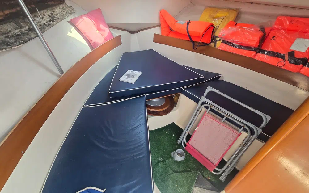 slider 10 Beneteau Antares 605