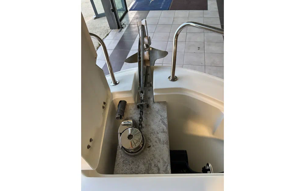 slider 6 Pacific Craft 670 Open