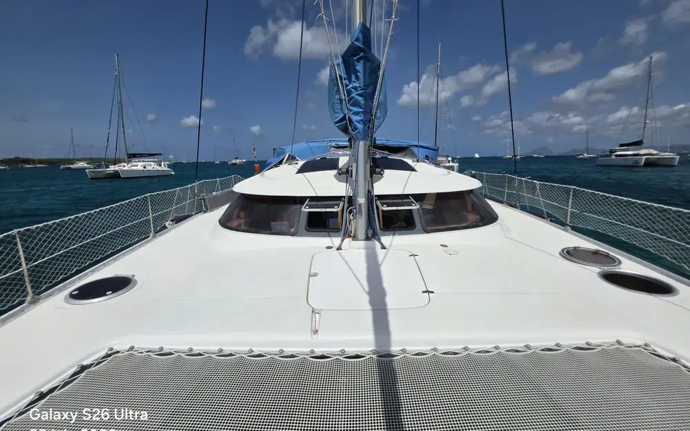 slider 9 Fountaine Pajot Lavezzi 40