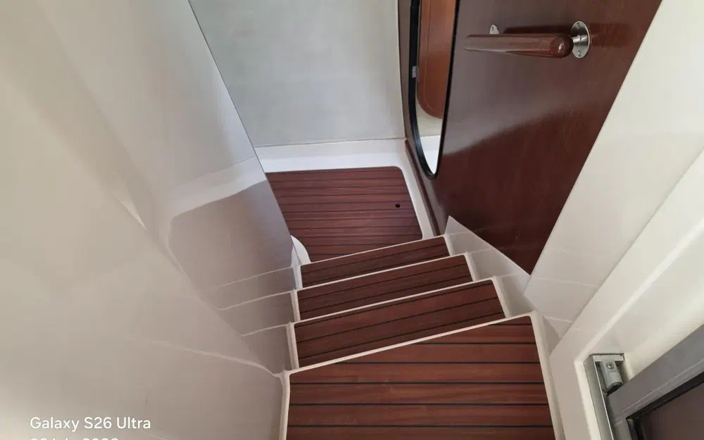 slider 20 Fountaine Pajot Lavezzi 40