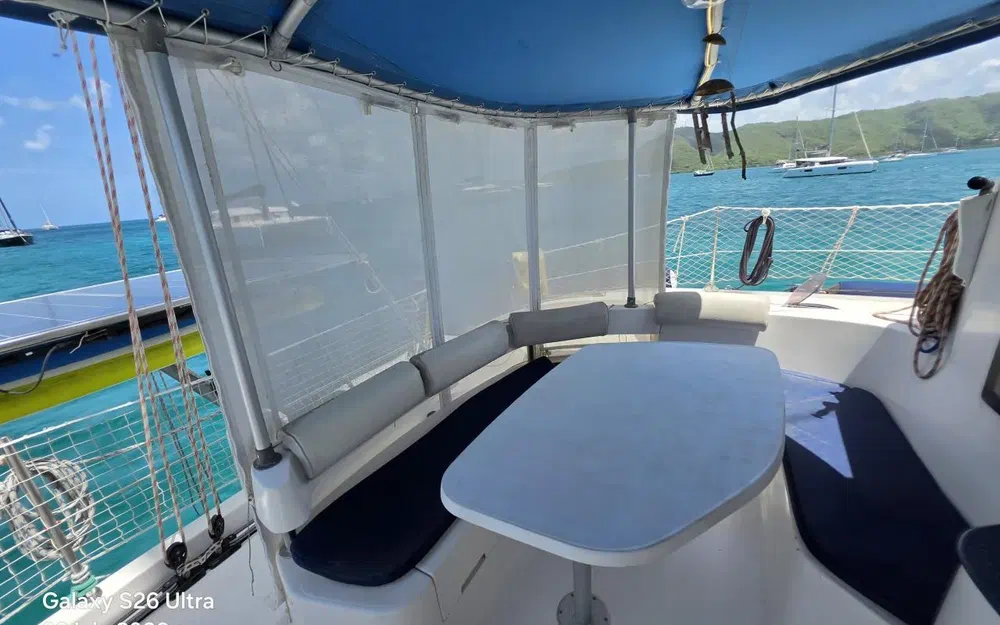 slider 5 Fountaine Pajot Lavezzi 40