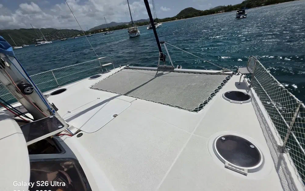 slider 7 Fountaine Pajot Lavezzi 40