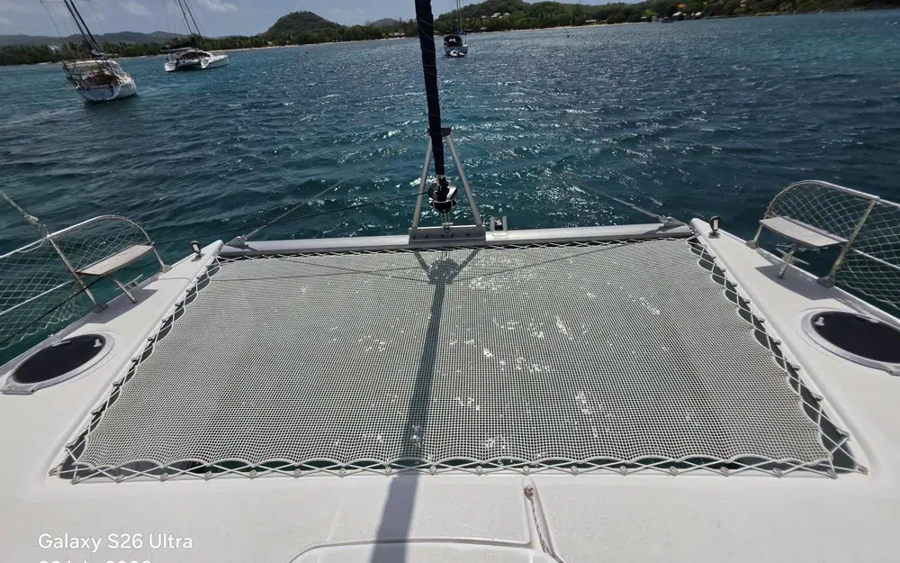 slider 8 Fountaine Pajot Lavezzi 40