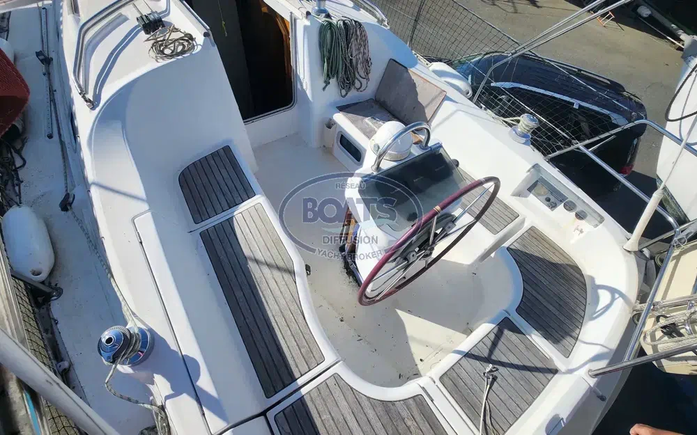 slider 3 Beneteau Oceanis 331 Clipper