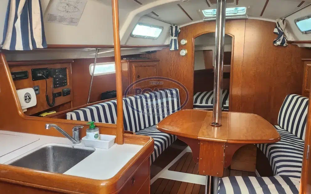 slider 4 Beneteau Oceanis 331 Clipper