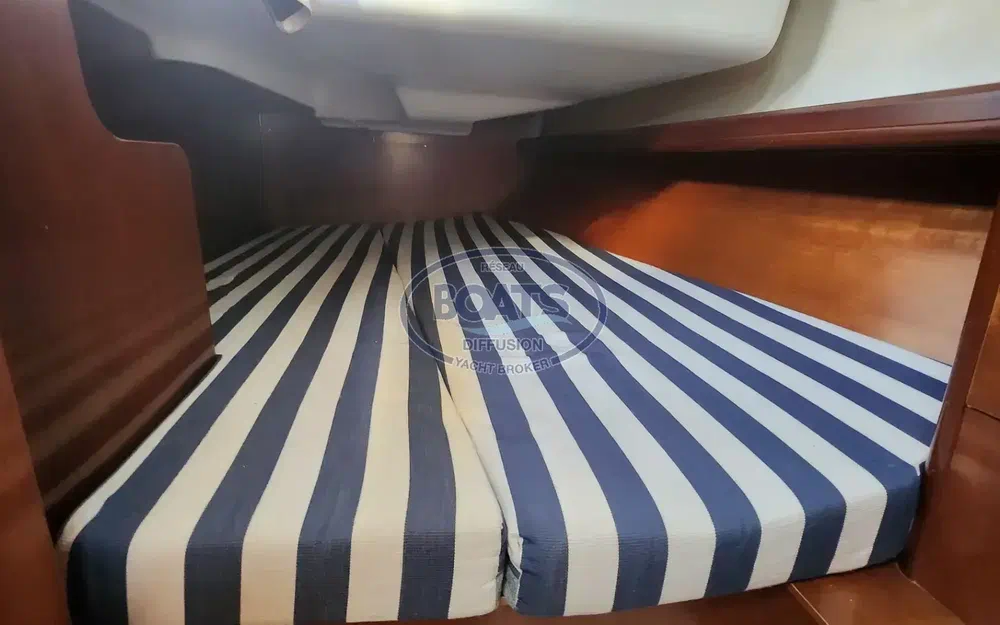 slider 7 Beneteau Oceanis 331 Clipper