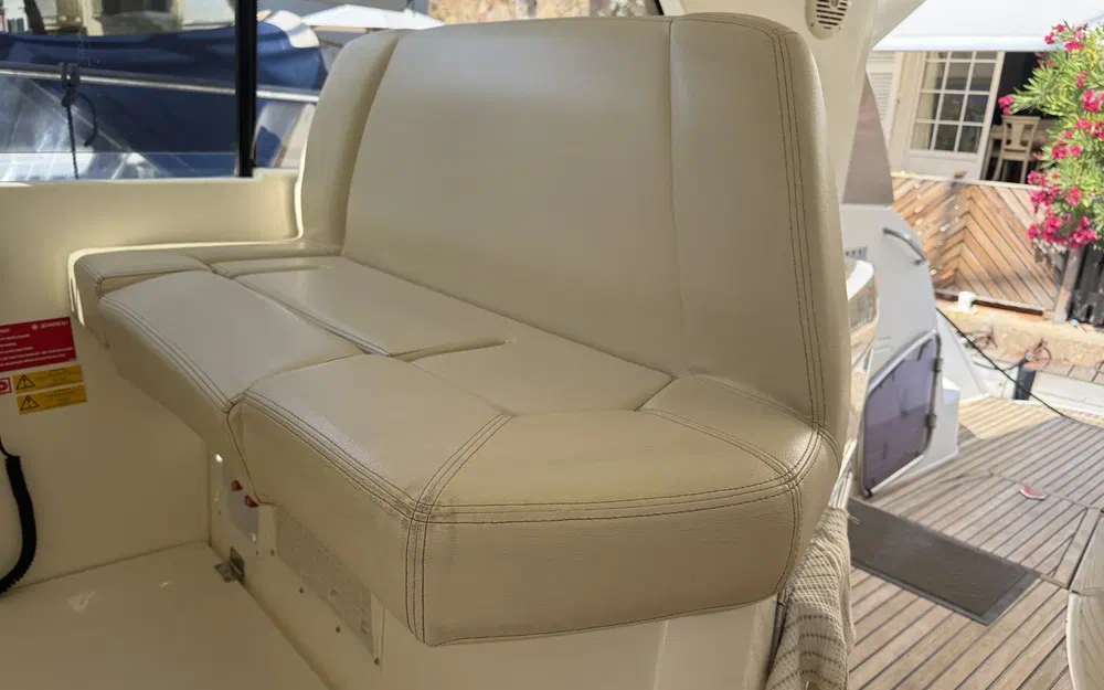 slider 31 Jeanneau Prestige 42 S
