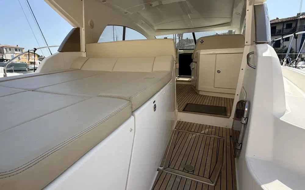 slider 35 Jeanneau Prestige 42 S