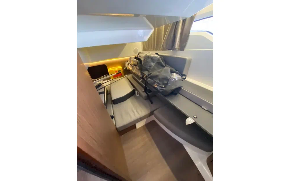 slider 10 Jeanneau Merry Fisher 895