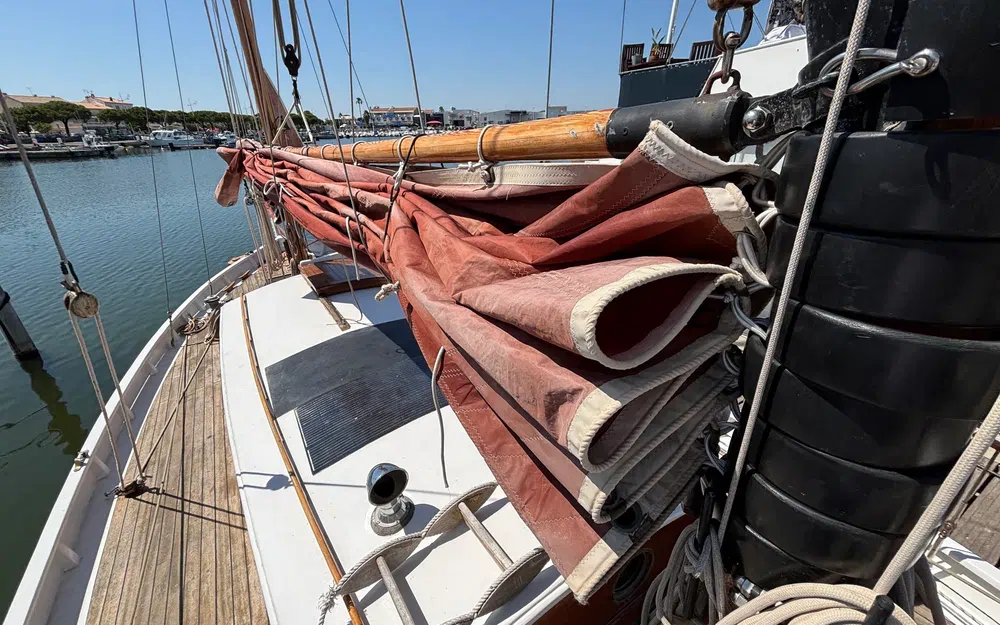 slider 14 Sirvent Tahiti Ketch