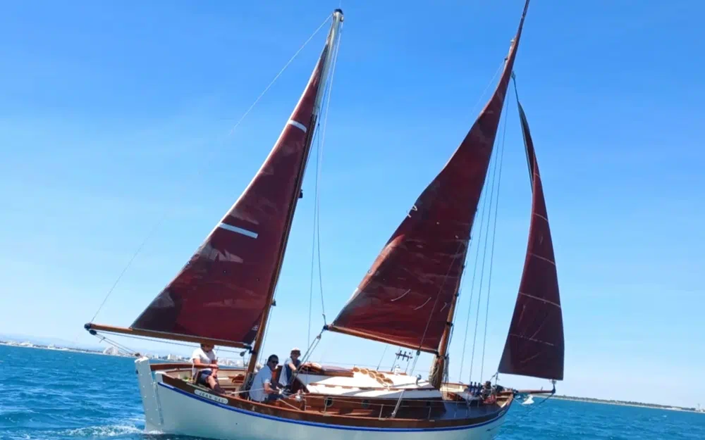 slider 0 Sirvent Tahiti Ketch