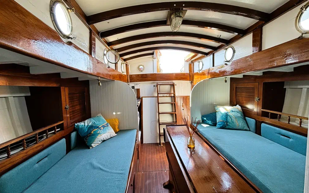 slider 16 Sirvent Tahiti Ketch
