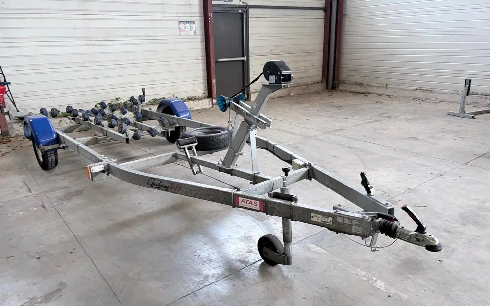 slider 8 Quicksilver Activ 455 Open
