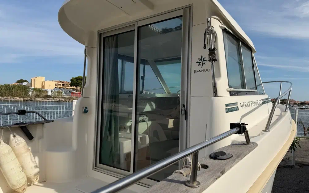slider 3 Jeanneau Merry Fisher 625