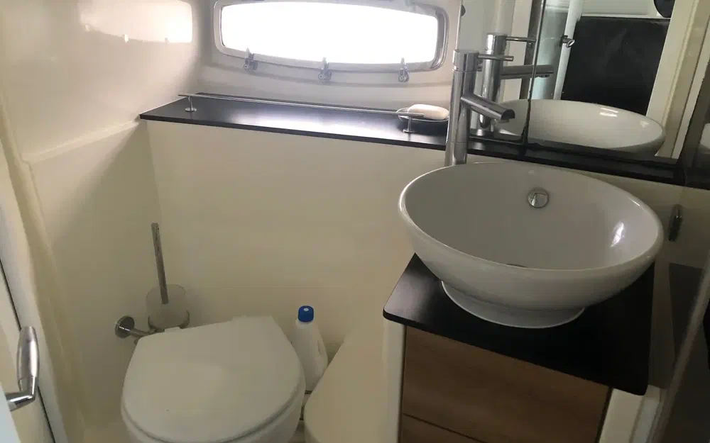 slider 11 Sealine SC 35