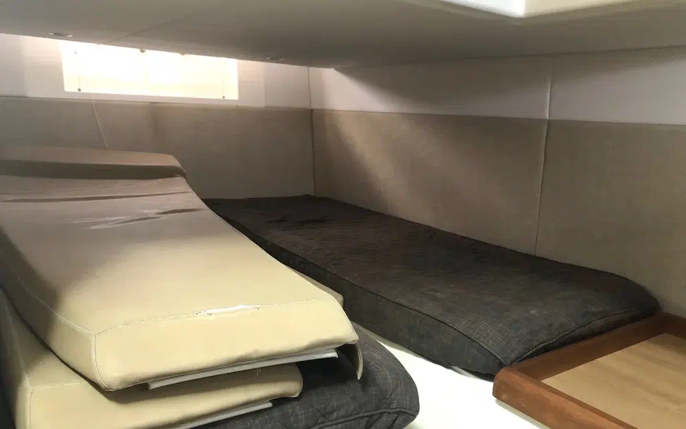 slider 12 Sealine SC 35
