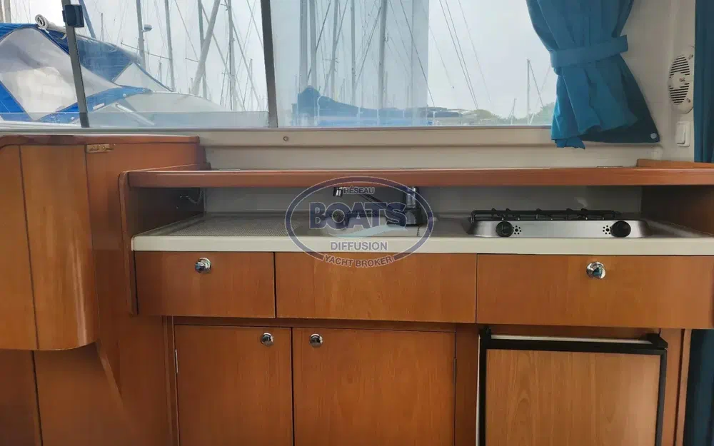 slider 10 Beneteau Antares Serie 9