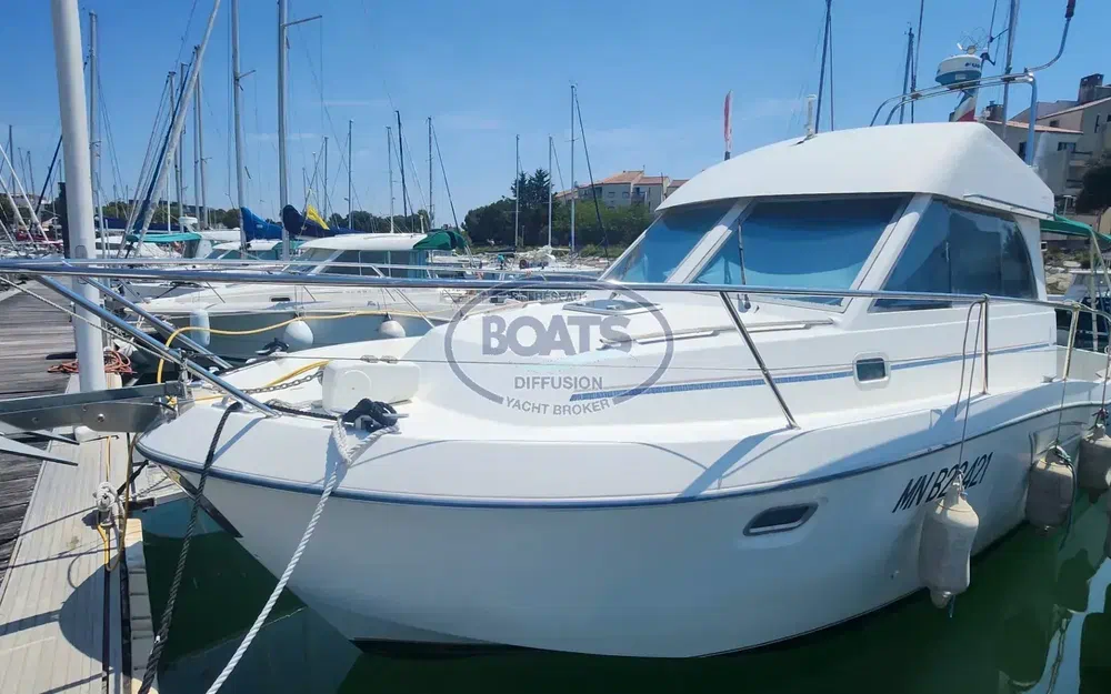 slider 1 Beneteau Antares Serie 9