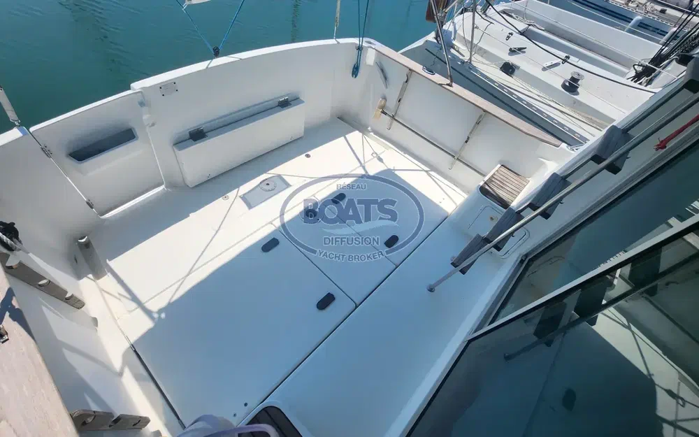 slider 2 Beneteau Antares Serie 9