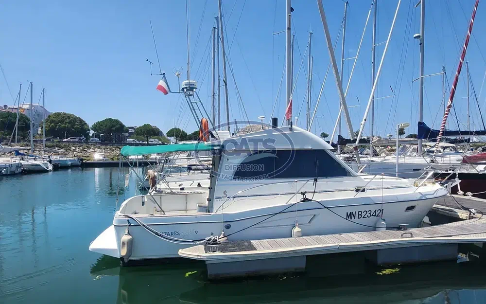 slider 6 Beneteau Antares Serie 9