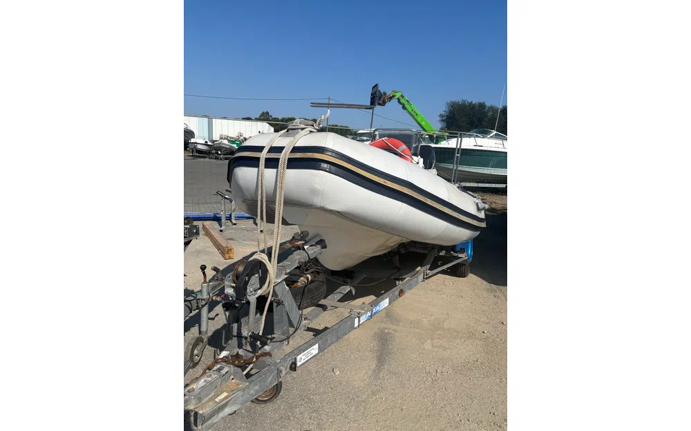 slider 4 Valiant V 520