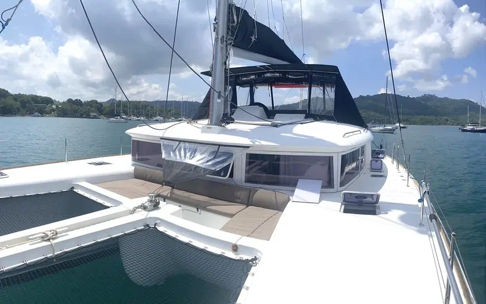 slider 4 Lagoon 450 F