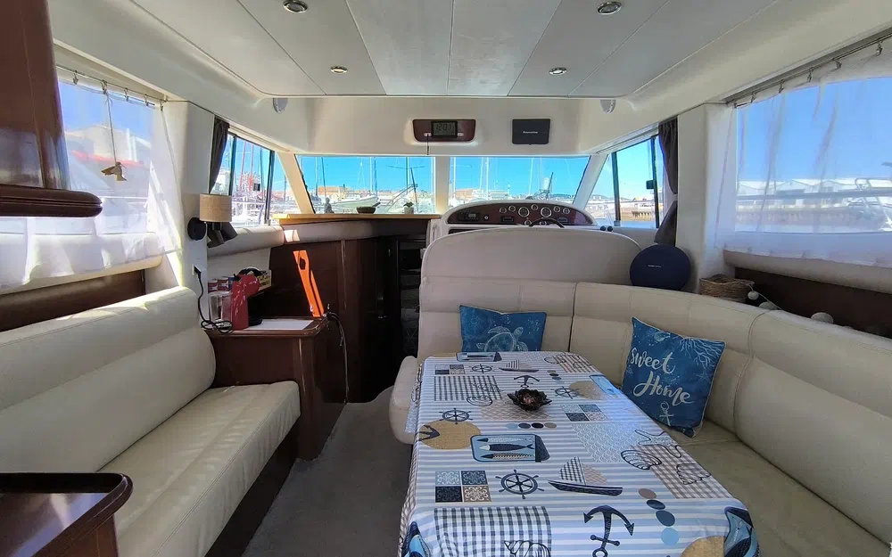 slider 12 Jeanneau Prestige 36